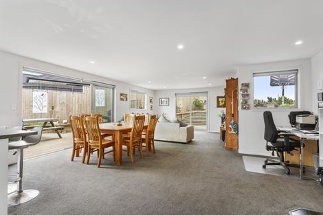 Photo of property in 13 Manatu Close, Whangamata, 3691
