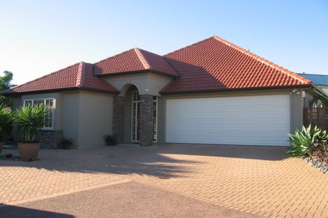 Photo of property in 8a Hendrika Court, Hobsonville, Auckland, 0618