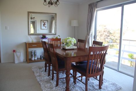 Photo of property in 50 Knightsbridge Drive, Forrest Hill, Auckland, 0620