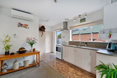 Photo of property in 18 Awatea Road, Hornby, Christchurch, 8042