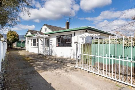 Photo of property in 23 Weka Grove, Elderslea, Upper Hutt, 5018