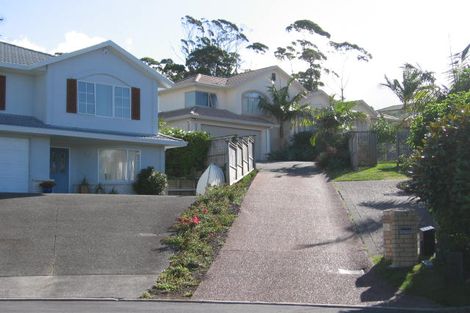 Photo of property in 9 Tyburn Lane, Unsworth Heights, Auckland, 0632