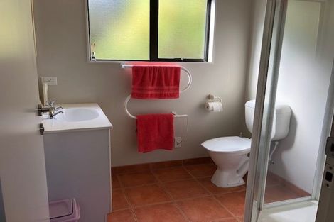 Photo of property in 46a Colonial Road, Birkenhead, Auckland, 0626