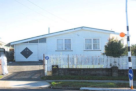 Photo of property in 2/85 Weymouth Road, Manurewa, Auckland, 2102