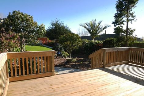 Photo of property in 11 Kebbell Drive, Waikanae, 5391