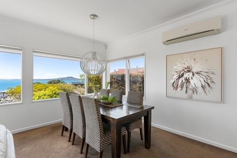 Photo of property in 1/1 Eastcliffe Road, Castor Bay, Auckland, 0620