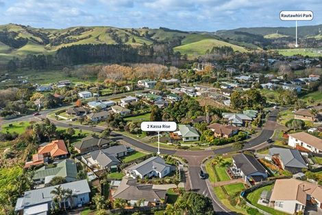 Photo of property in 2 Kassa Rise, Helensville, 0800