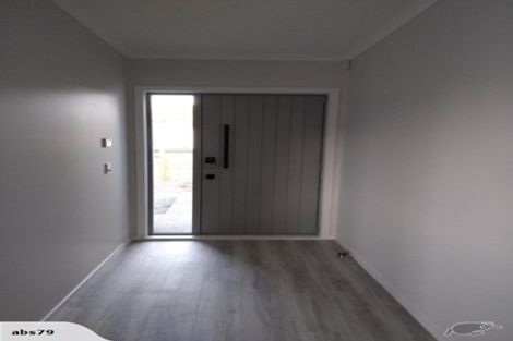 Photo of property in 18 Schooner Drive, Whitby, Porirua, 5024