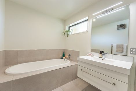 Photo of property in 32 Navy Loop, Rolleston, 7614