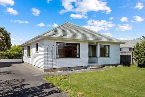 Photo of property in 27 Branston Street, Hornby, Christchurch, 8042