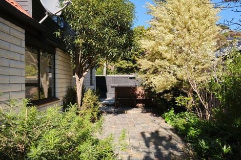 Photo of property in 1/37 Augusta Street, Redcliffs, Christchurch, 8081