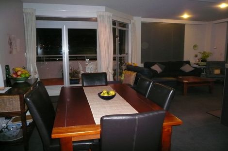Photo of property in Grandstand Apartments, 80u8 Kent Terrace, Mount Victoria, Wellington, 6011
