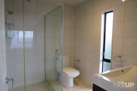 Photo of property in 8 Sailfish Drive, West Harbour, Auckland, 0618
