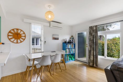 Photo of property in 41 Brandon Road, Glen Eden, Auckland, 0602