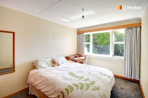 Photo of property in 85 Kaikorai Valley Road, Glenross, Dunedin, 9011