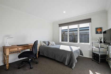 Photo of property in 1 Crampton Close, Kaiapoi, 7630