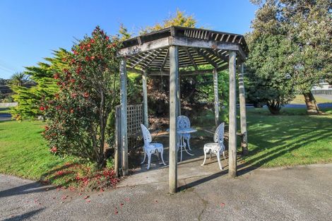 Photo of property in 2 Hennessy Street East, Foxton Beach, Foxton, 4815