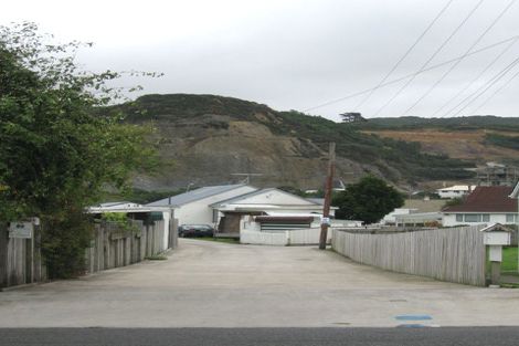 Photo of property in 87 Molesworth Street, Taita, Lower Hutt, 5011