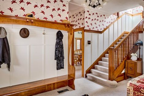 Photo of property in 14 Hinau Street, Woburn, Lower Hutt, 5010