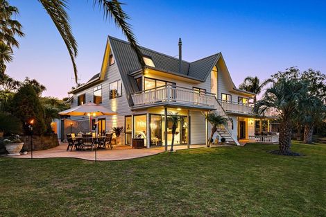 Photo of property in 212 Whitmore Road, Tawharanui Peninsula, Warkworth, 0986