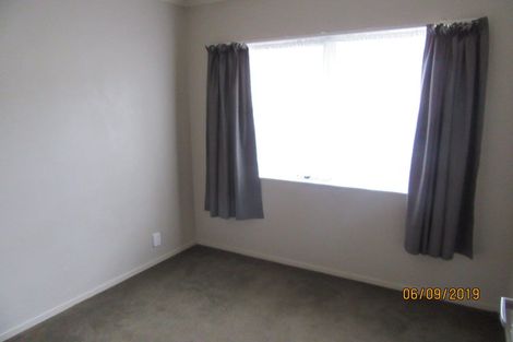 Photo of property in 32a Aniseed Grove, Timberlea, Upper Hutt, 5018