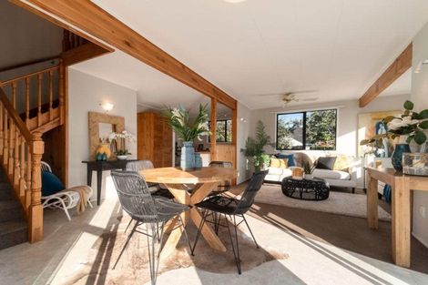 Photo of property in 16 Taikata Road, Te Atatu Peninsula, Auckland, 0610