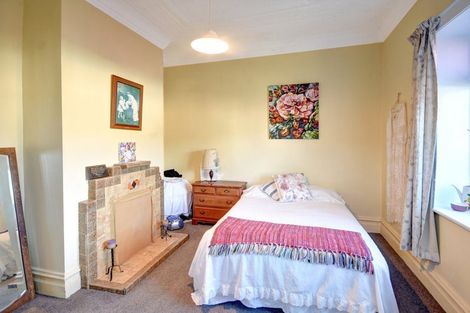 Photo of property in 5 Nile Street, Saint Clair, Dunedin, 9012