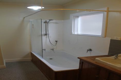 Photo of property in 142 Washington Avenue, Brooklyn, Wellington, 6021