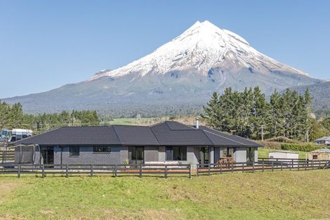 Photo of property in 188 Maude Road, Kaimiro, New Plymouth, 4371