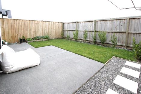 Photo of property in 77 Faringdon Boulevard, Rolleston, 7615