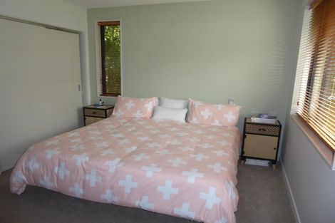 Photo of property in 8u1 Thatcher Crescent, Crofton Downs, Wellington, 6035