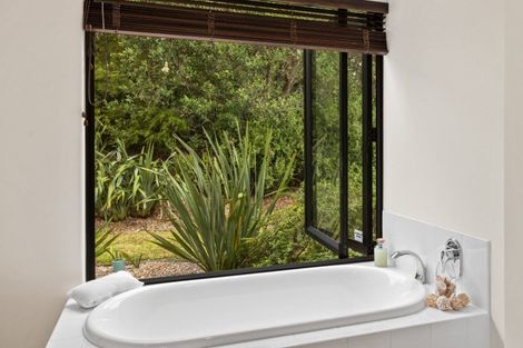 Photo of property in 73 Radar Road, Hot Water Beach, Whitianga, 3591
