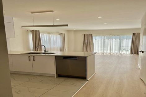 Photo of property in 1 Faithful Drive, Karaka, Papakura, 2113