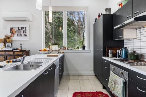 Photo of property in 231a Sturges Road, Henderson, Auckland, 0612