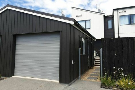 Photo of property in 24/1 Scott Road, Hobsonville, Auckland, 0616