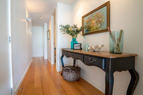 Photo of property in Aqua, 7/74 Oriental Parade, Oriental Bay, Wellington, 6011