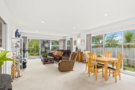 Photo of property in 32 Fairwater Road, Warkworth, 0910