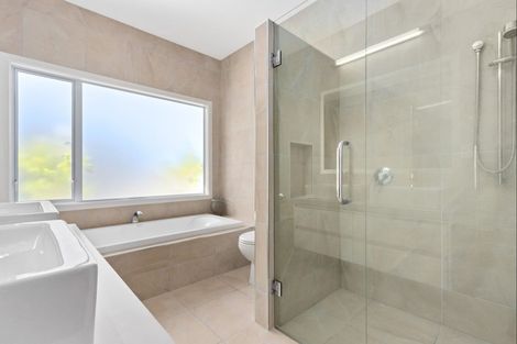 Photo of property in 115 Kent Terrace, Taradale, Napier, 4112