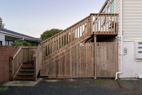 Photo of property in 2/19 Milton Road, Orewa, 0931