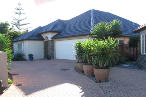 Photo of property in 8 Hendrika Court, Hobsonville, Auckland, 0618