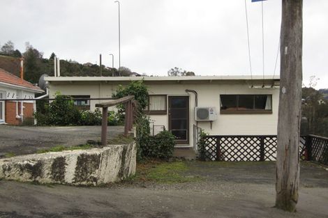 Photo of property in 8 Orbell Street, Dalmore, Dunedin, 9010