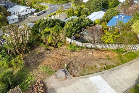 Photo of property in 58d Lincoln Avenue, Tawa, Wellington, 5028
