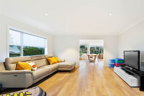 Photo of property in 22b Halyard Place, Te Atatu Peninsula, Auckland, 0610