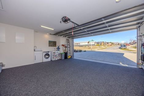 Photo of property in 71 Farrant Drive, Wanaka, 9305