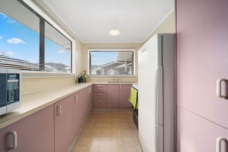 Photo of property in 3/8 Hewer Crescent, Naenae, Lower Hutt, 5011