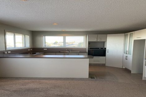 Photo of property in 12 Salmond Place, Dinsdale, Hamilton, 3204