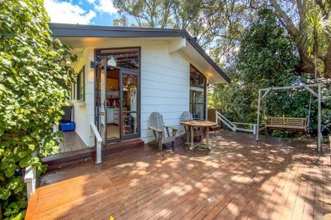 Photo of property in 86 Kon Tiki Road, Whiritoa, Whangamata, 3691