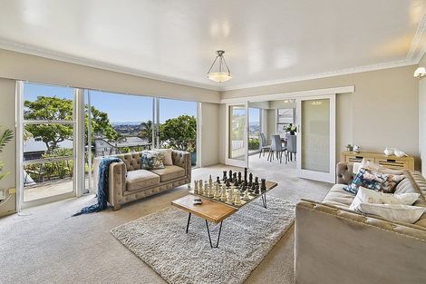 Photo of property in 8 Hamlet Place, Pukekohe, 2120