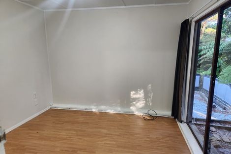 Photo of property in 30 Noeleen Street, Glenfield, Auckland, 0629