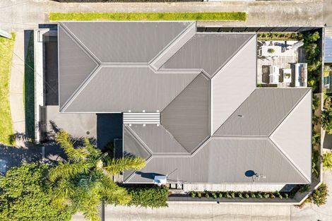 Photo of property in 13a Tui Street, Mount Maunganui, 3116